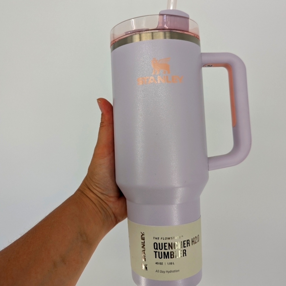 New STANLEY The Quencher H2.0 Flowstate CUP Tumbler 40 OZ Nordstrom exclusive